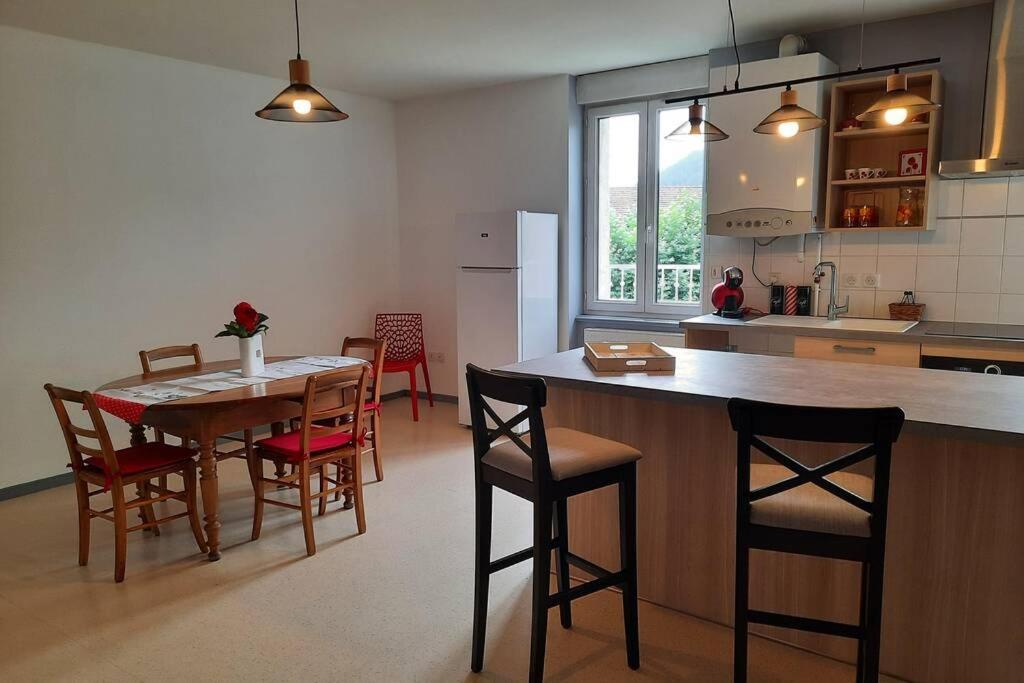 Saint Fortunat Sur Eyrieux : Gite 4 A 6 Personnes 外观 照片
